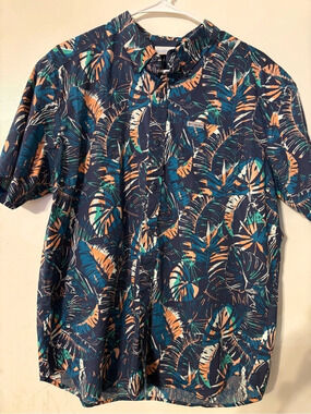 Columbia Men's Abstract Button-Up Shirt Size Medium Like New
